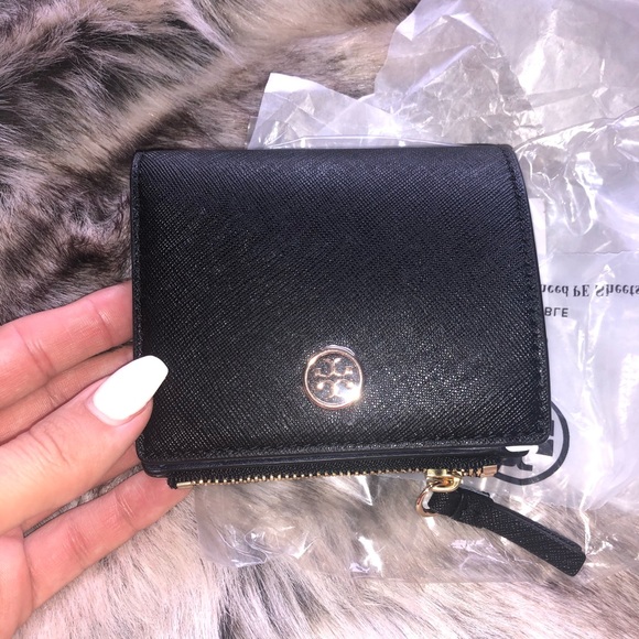 tory burch robinson wallet mini